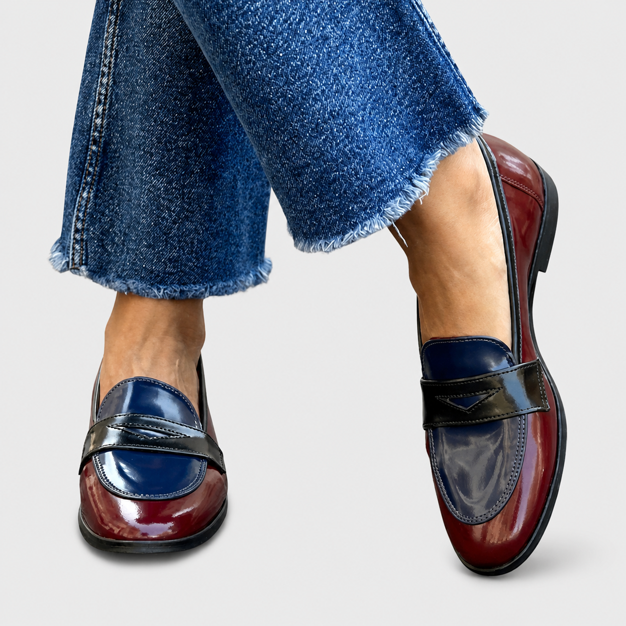 Leona | Classic Loafers