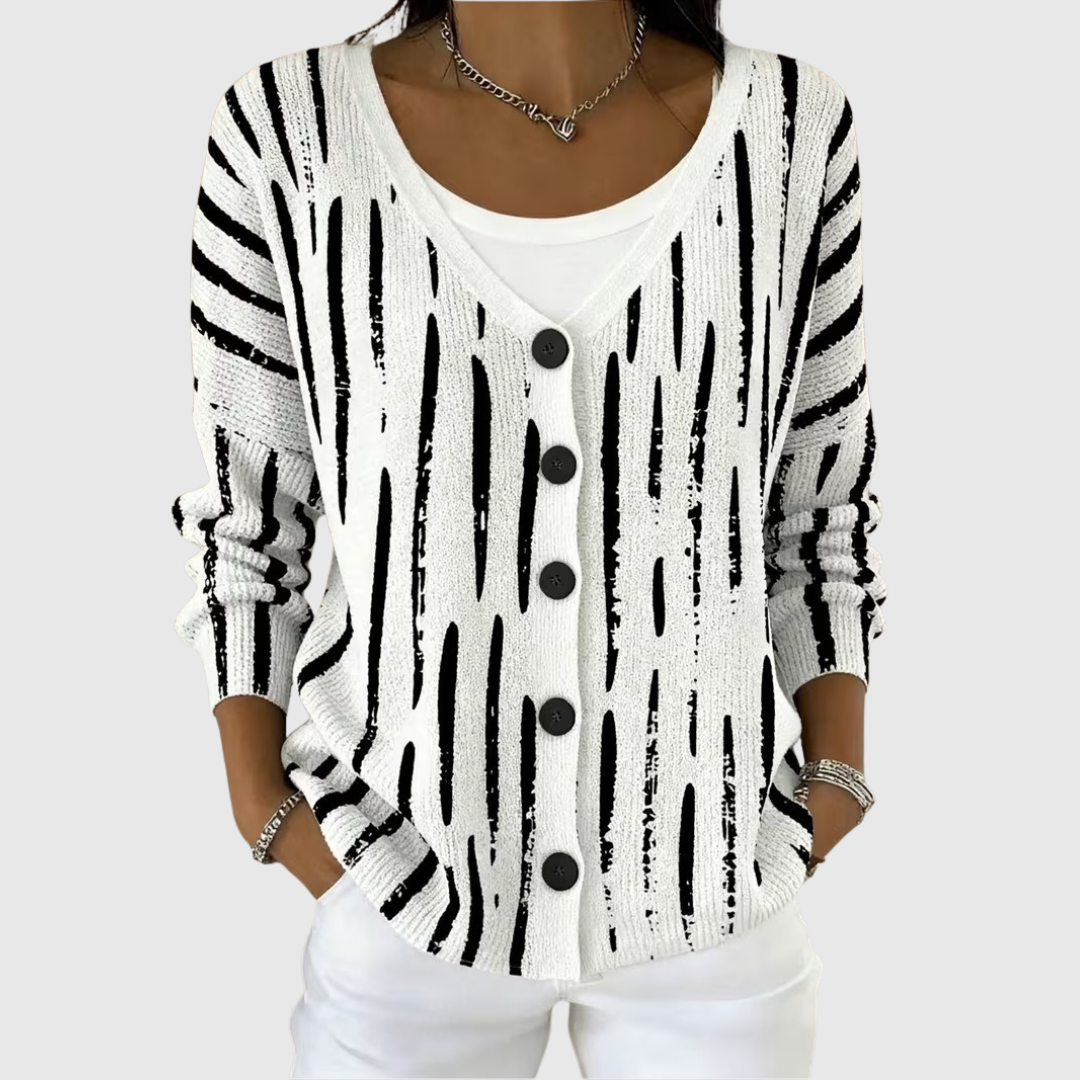 Hazel | Comfortable Knitted Button-Front Cardigan