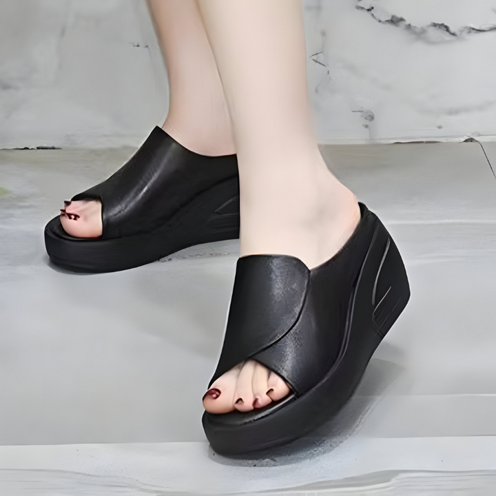 Penelope | Orthopaedic Sandals