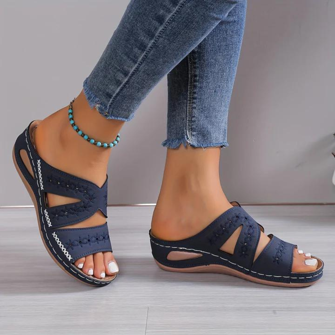 Pauline | Orthopaedic Sandals