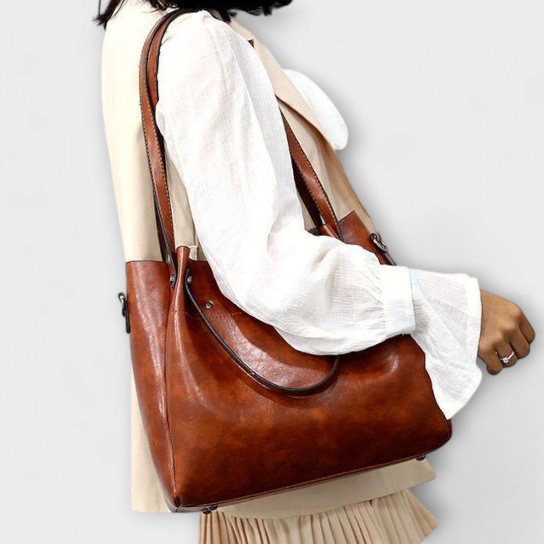 Holly | Pocket Bag