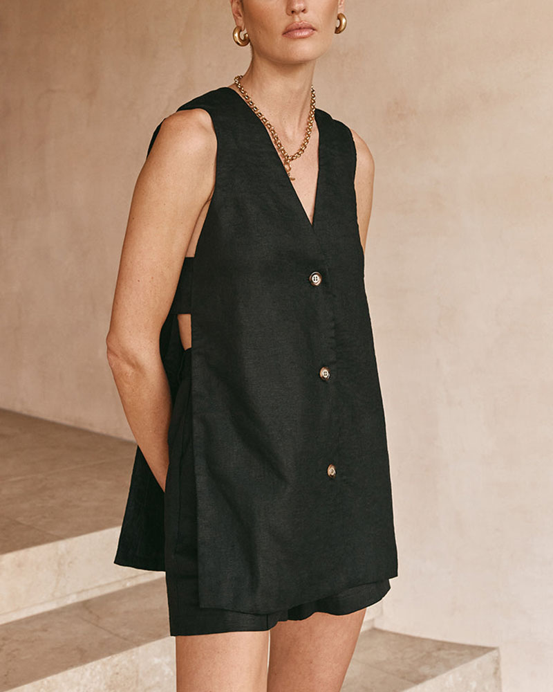 Helena | Sleeveless Button-Detail Set