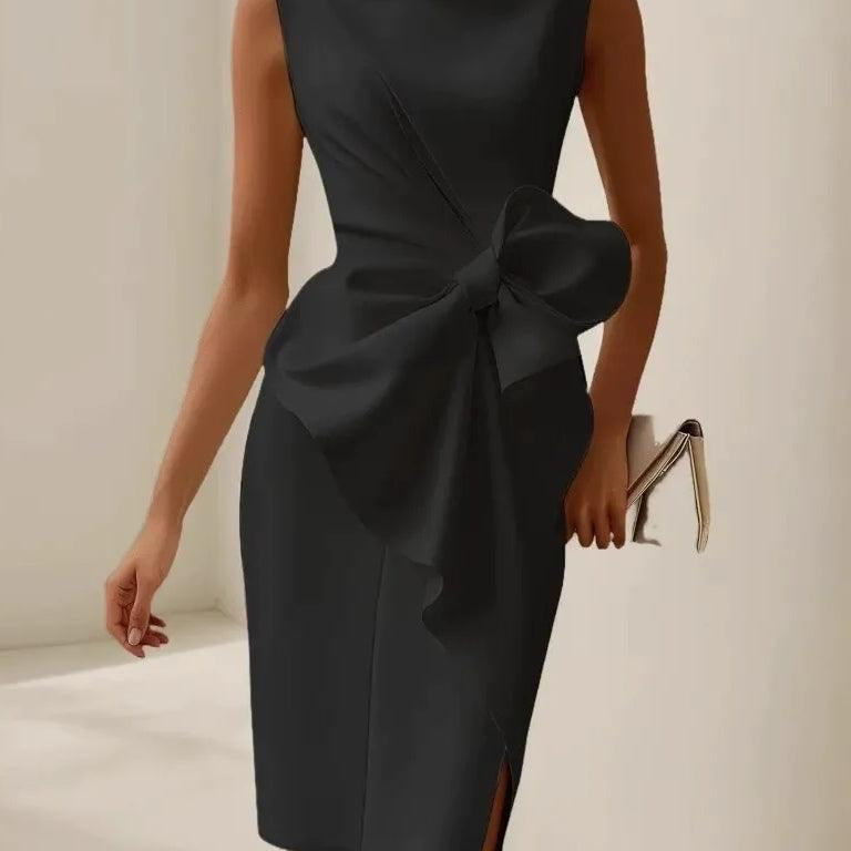 Holly | Classic Dress
