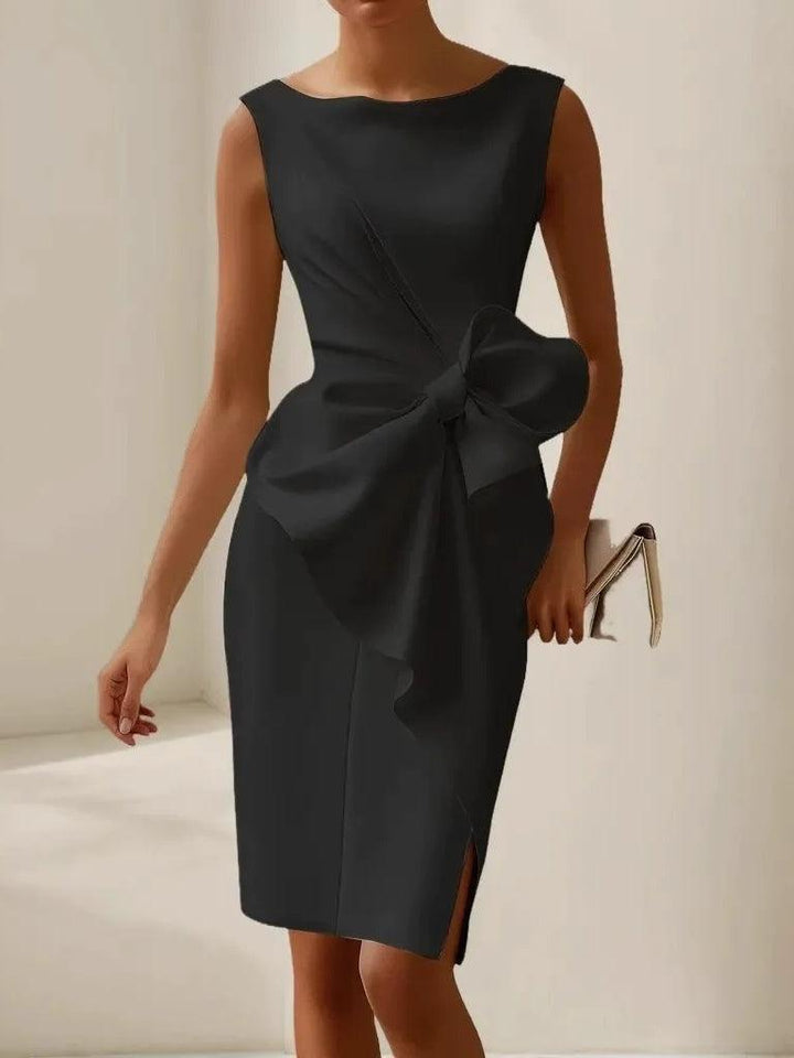 Holly | Classic Dress