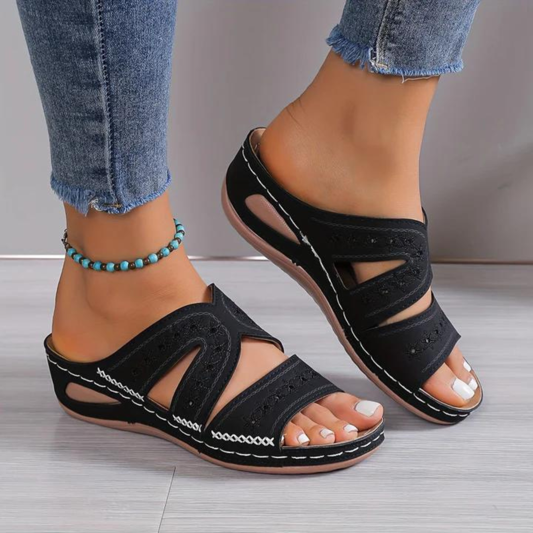 Pauline | Orthopaedic Sandals