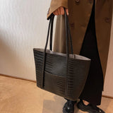 Hazel | Refined Shoulder Bag