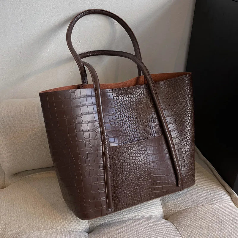 Hazel | Refined Shoulder Bag