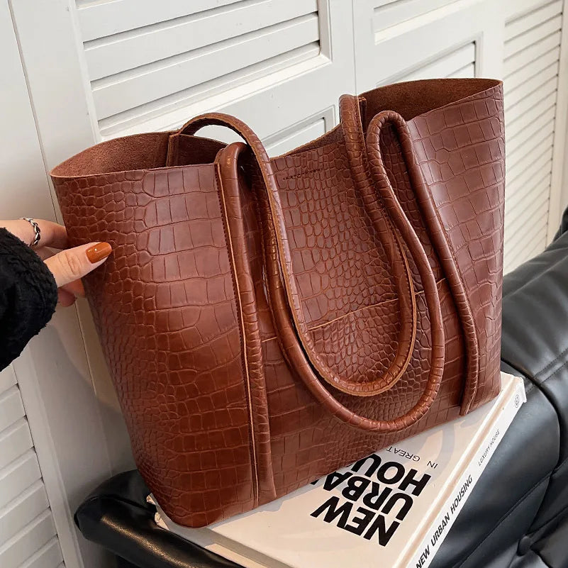Hazel | Refined Shoulder Bag