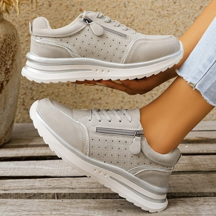 Emily | Classic Trainers