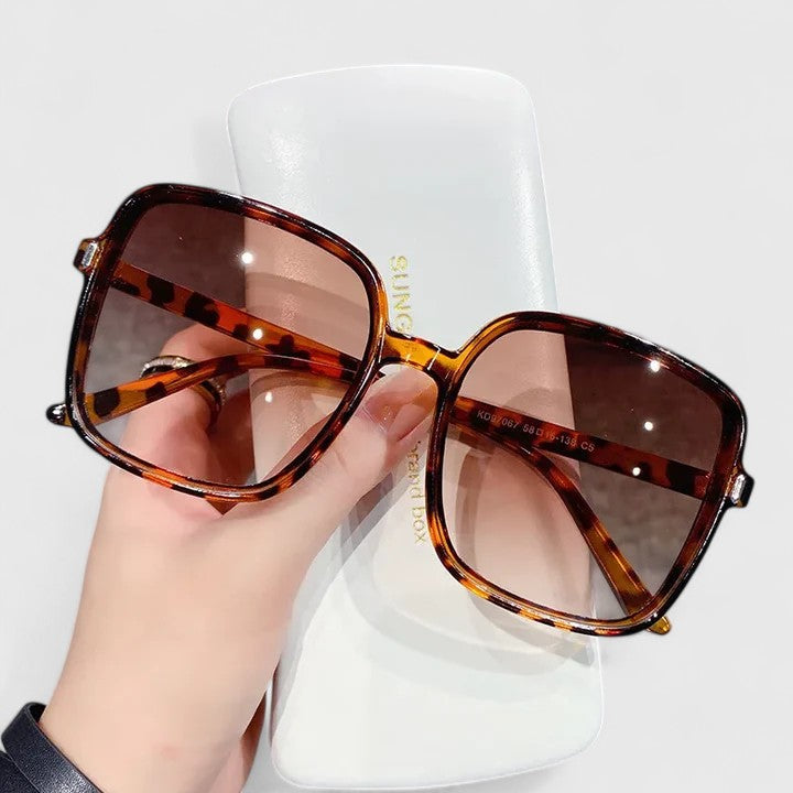 Sophia | Elegant Sunglasses