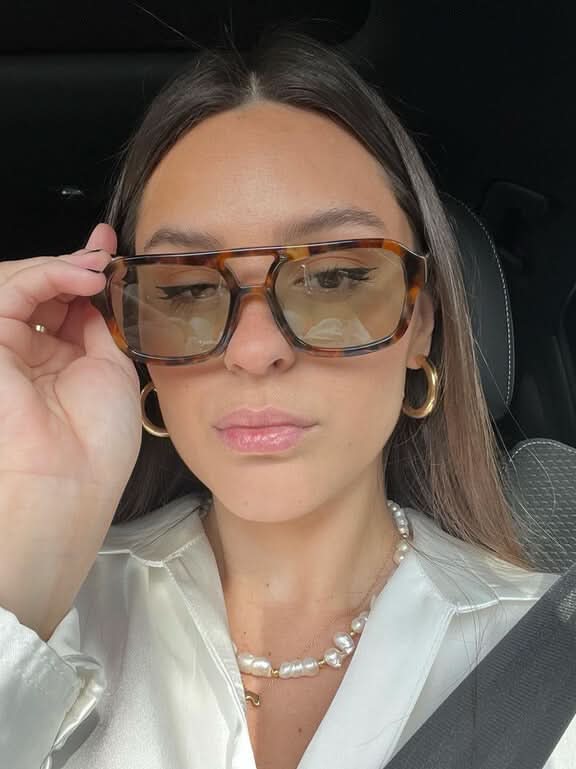 Joanna | Elegant Sunglasses