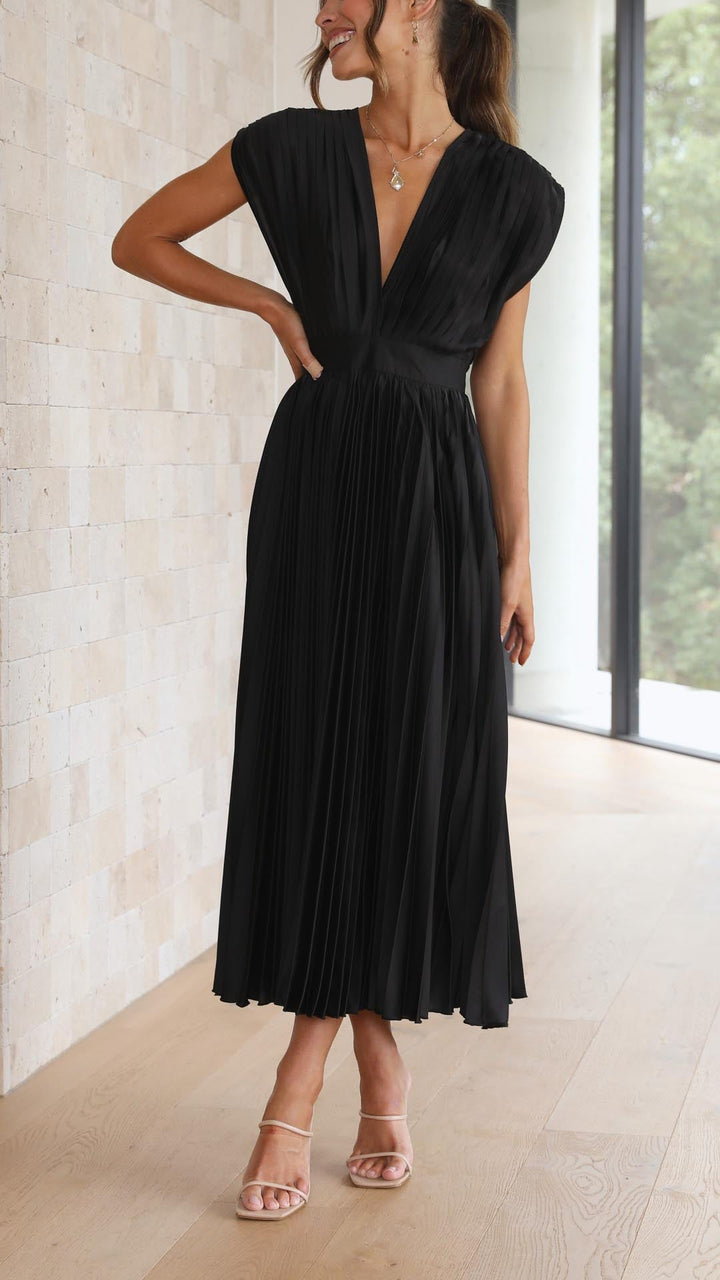 Amber | Elegant Pleated Dress
