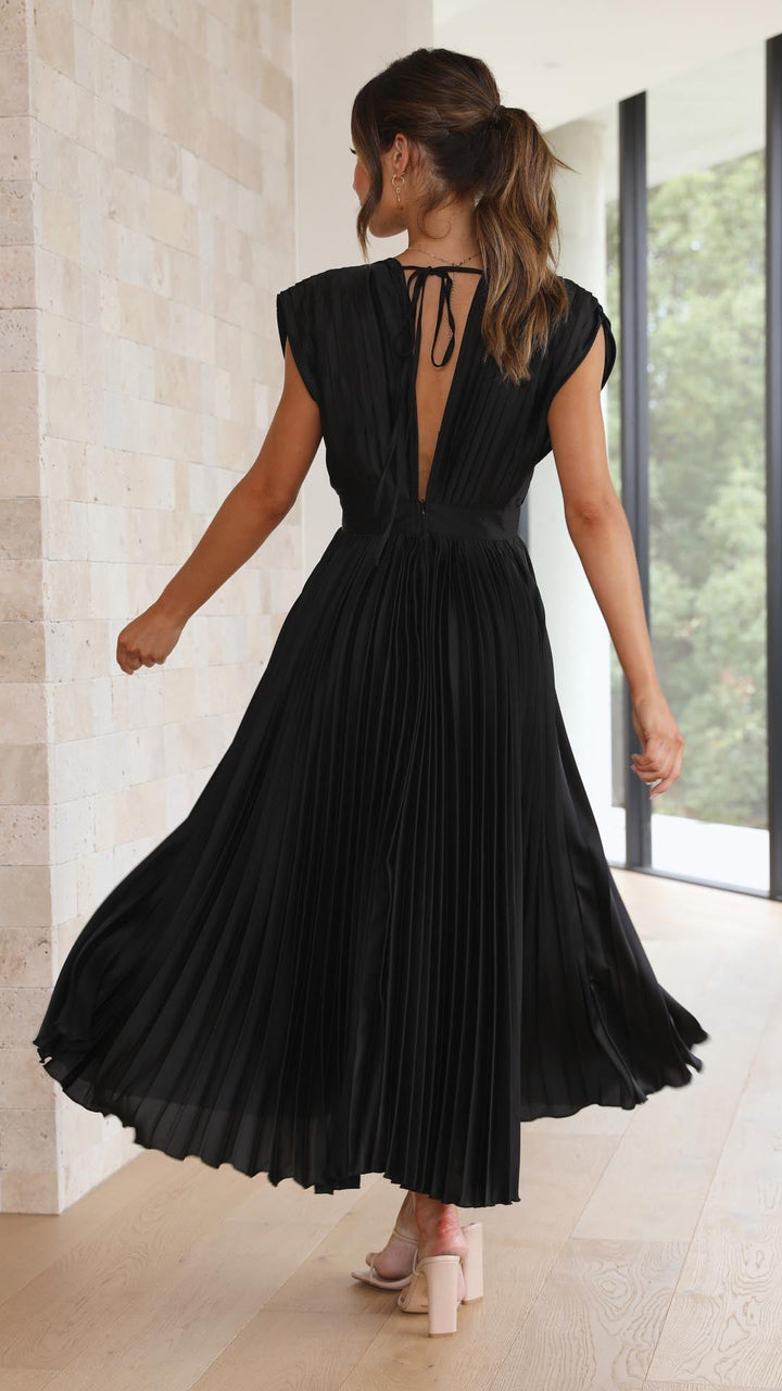 Amber | Elegant Pleated Dress