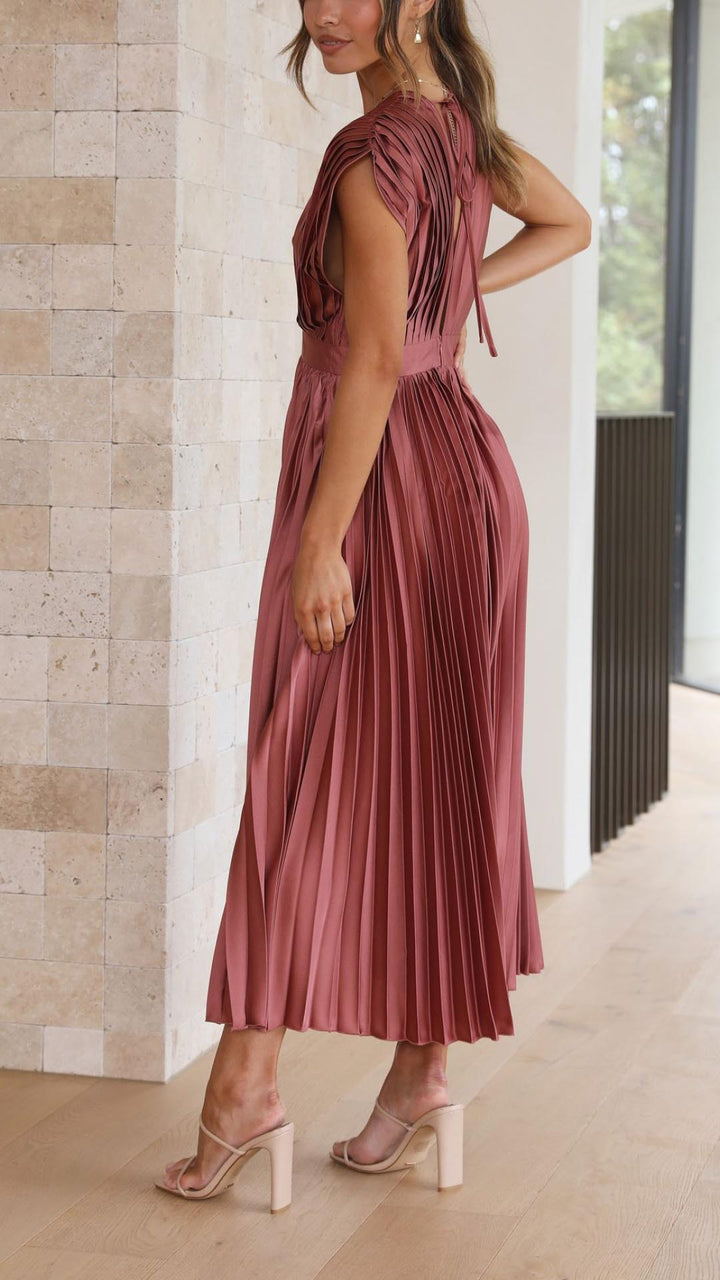 Amber | Elegant Pleated Dress