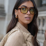 Joanna | Elegant Sunglasses